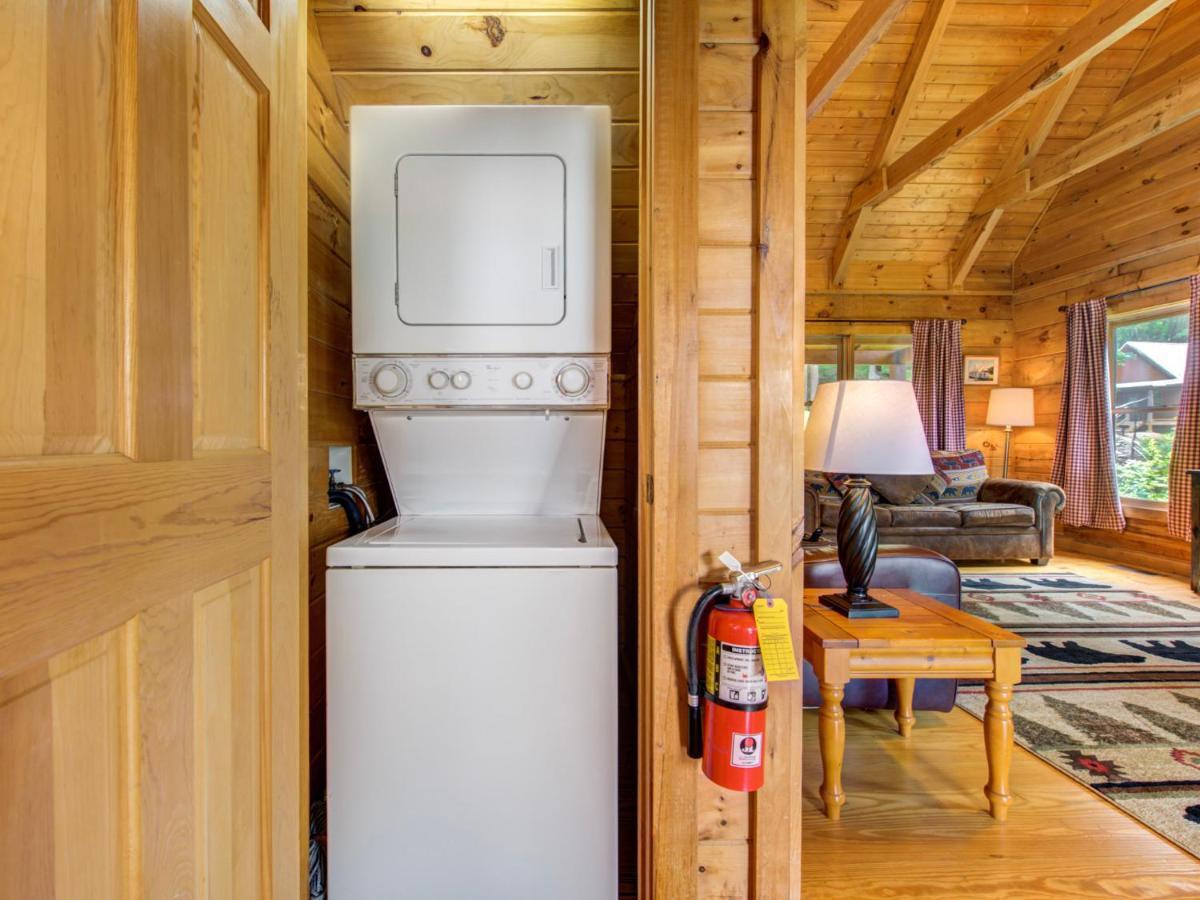 جاتلينبرج Bear Tracks, 2 Bedrooms, Hot Tub, Fireplace, Wifi, Jetted Tub, Sleeps 6 المظهر الخارجي الصورة