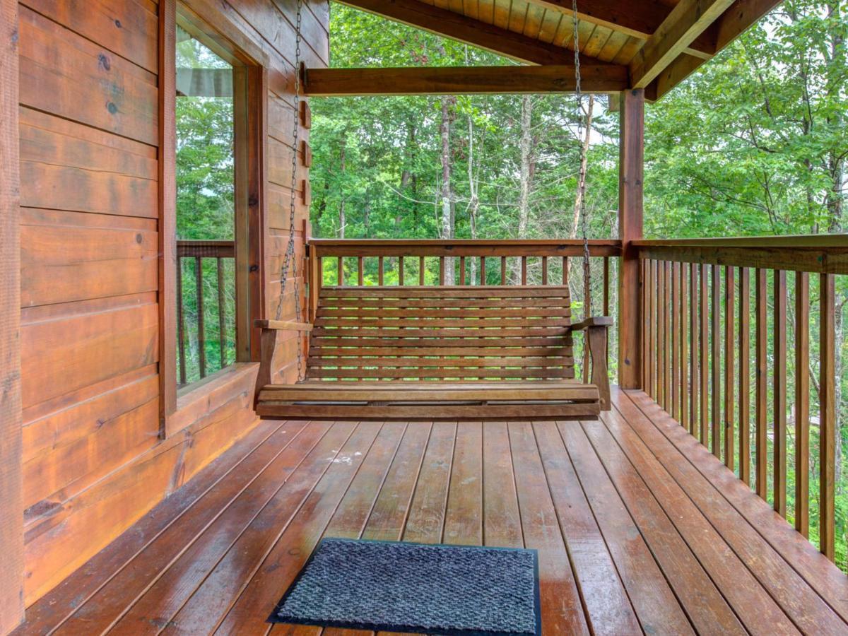 جاتلينبرج Bear Tracks, 2 Bedrooms, Hot Tub, Fireplace, Wifi, Jetted Tub, Sleeps 6 المظهر الخارجي الصورة